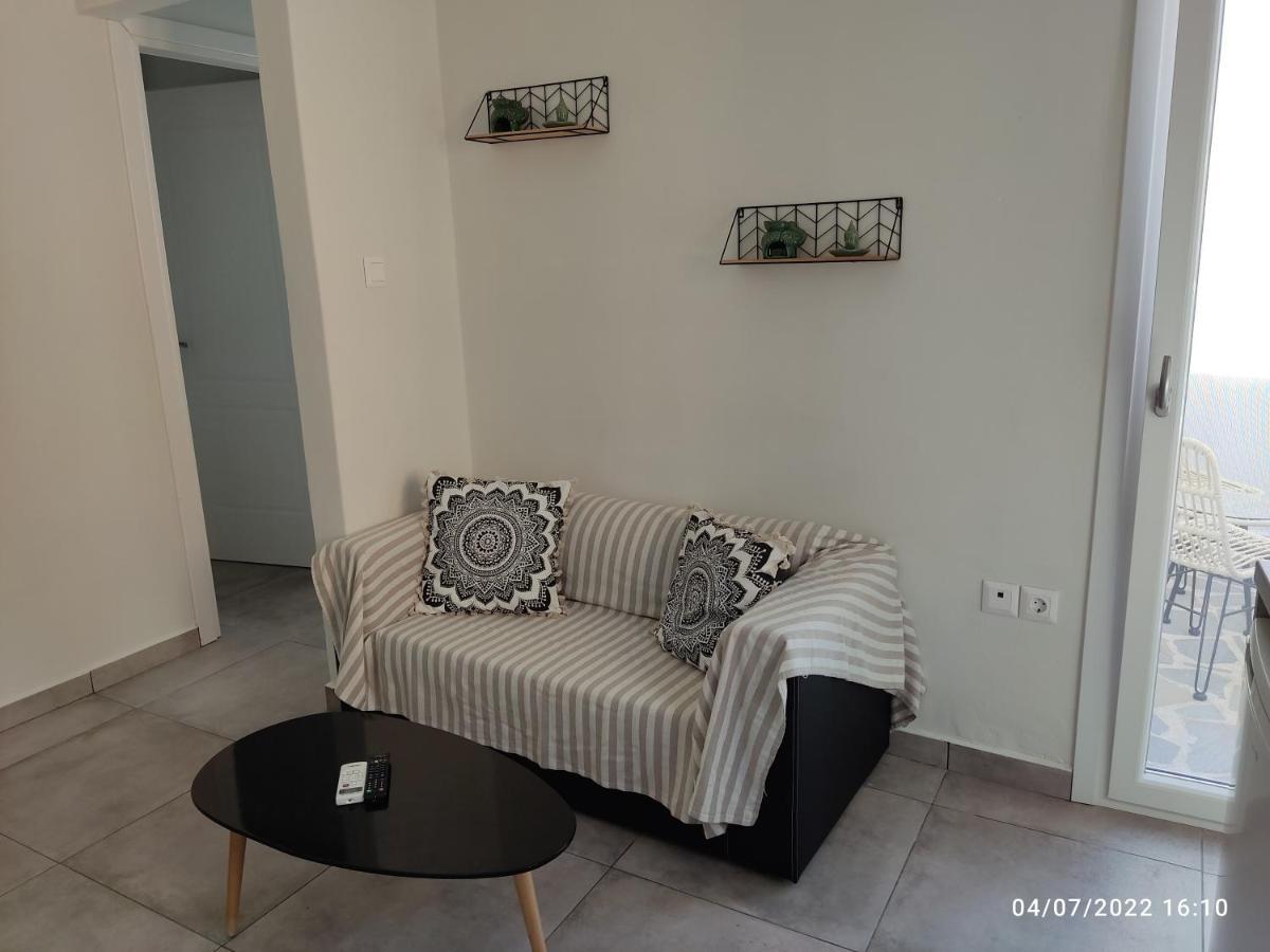 Smyrnis Apartments Ermoupoli Luaran gambar