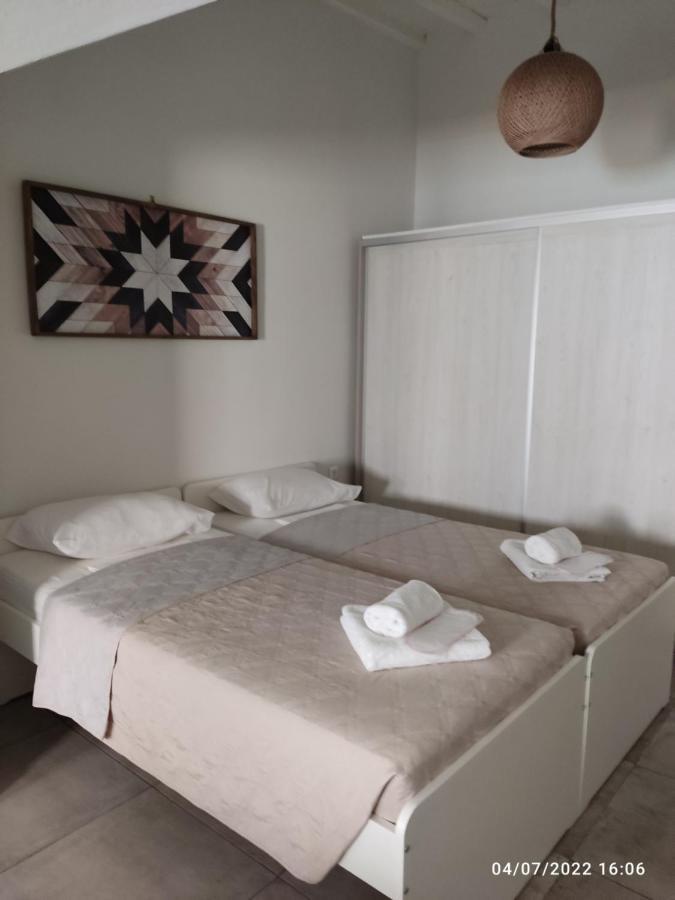 Smyrnis Apartments Ermoupoli Luaran gambar