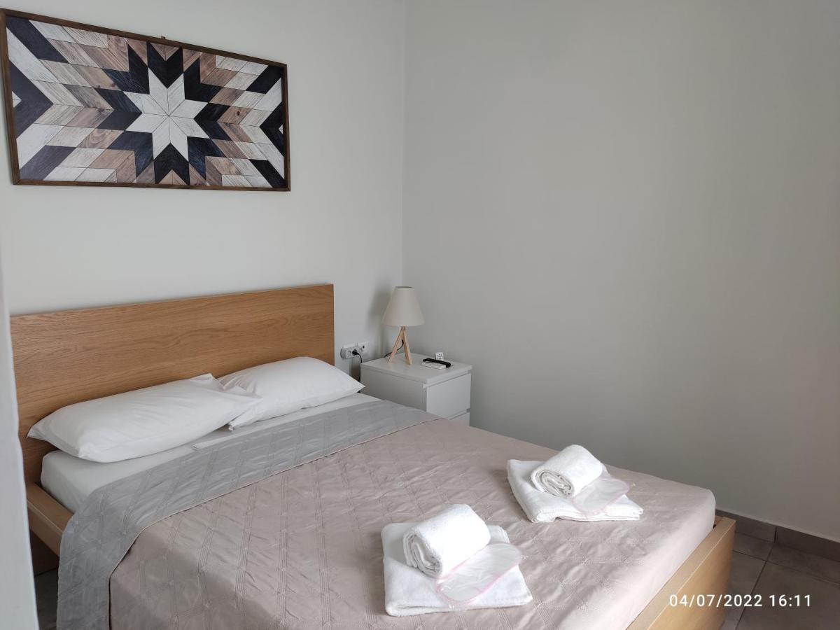 Smyrnis Apartments Ermoupoli Luaran gambar
