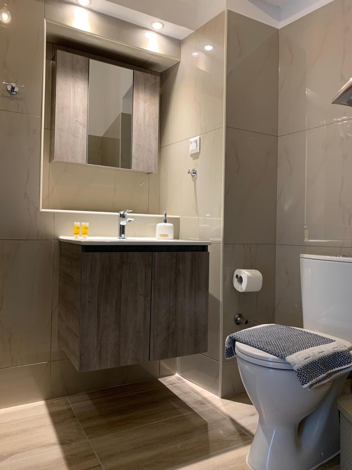 Smyrnis Apartments Ermoupoli Bilik gambar