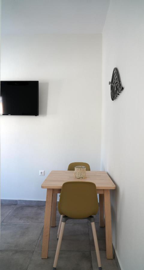 Smyrnis Apartments Ermoupoli Luaran gambar